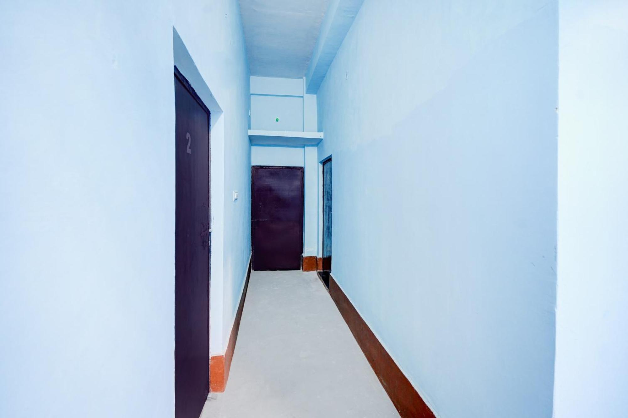 Spot On Celebration Hotel Kanpur Extérieur photo